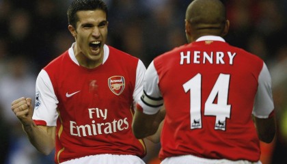 开云体育官方网站-比赛中球员表现出色，获得全球篮球赛最佳射手奖，篮球著名射手